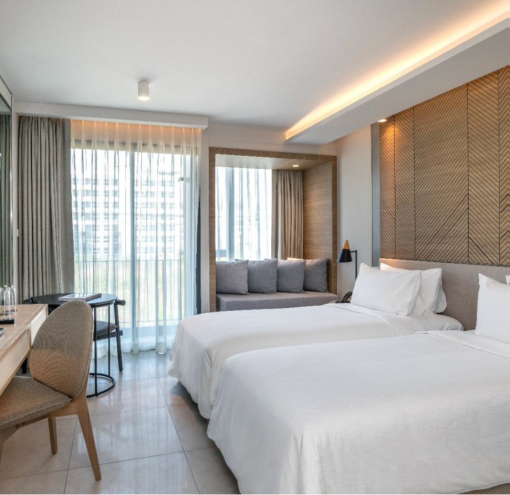 Superior Balcony Room, Howard Johnson By Wyndham Pattaya Jc (ex. Bluphere Select Pattaya) 4*