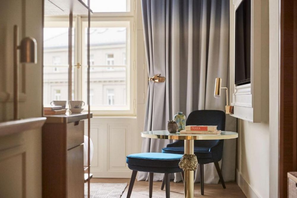 Double King Bed/Double King Bed View, Andaz Prague 4*
