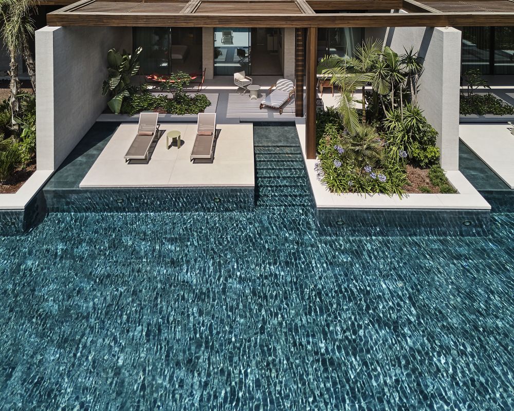 Lagoon Swim Up 2+1, Voyage Kundu 5*