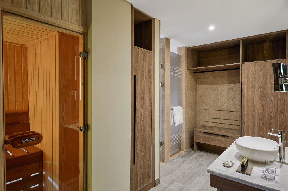 1 King Bed T/S/D, Hyatt Regency Cairo West 5*
