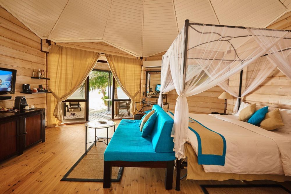 Sangu Jacuzzi Beach Villa (Age 15+), Kuredu Island Resort 4*