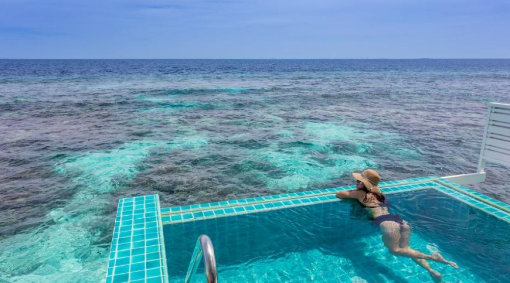 Club Sunset Overwater Villa with Pool, Machchafushi Island Resort & Spa Maldives (ex. Centara Grand Island Resort & Spa) 5*