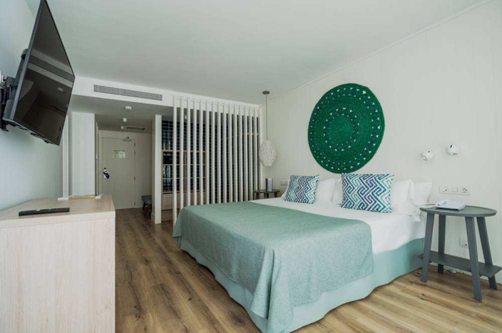 Suite Mediterranea (Promo/Pool View/Sea View), Blaumar Salou 4*