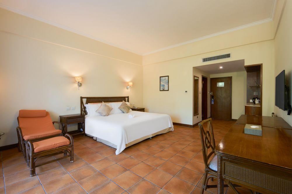 Elegant Garden View Room without balcony Twin/Queen, Golden Palm Resort 4*