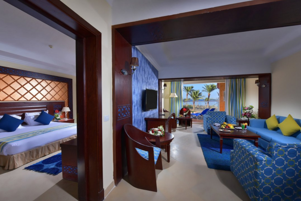 Blue Suite (Sea View), Edge By Rotana Sea Beach (ex.Sea Beach Aqua Park) 4*