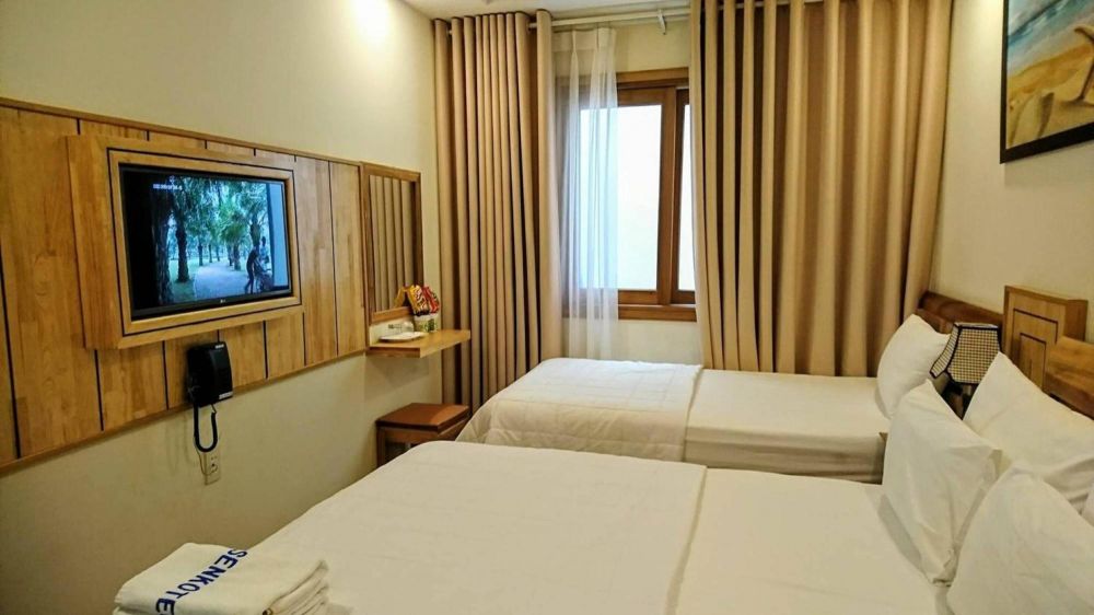 Superior DBL/TRPL, Senkotel Nha Trang 2*