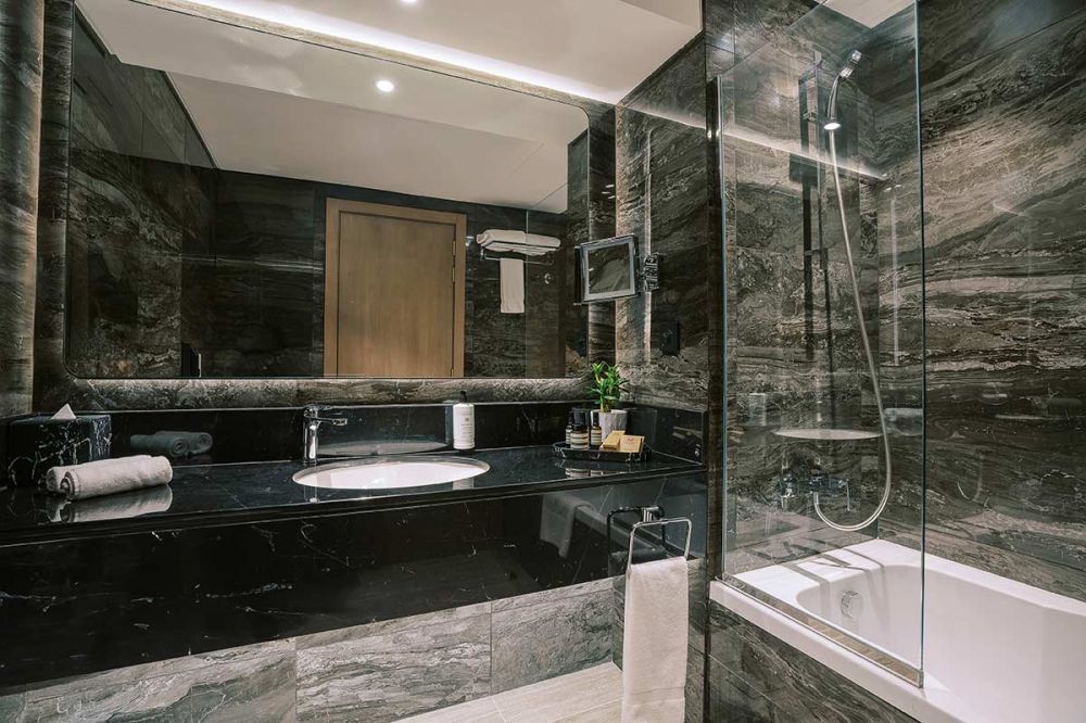 Deluxe Room with Balcony, Khalidia Palace Hotel Dubai 5*
