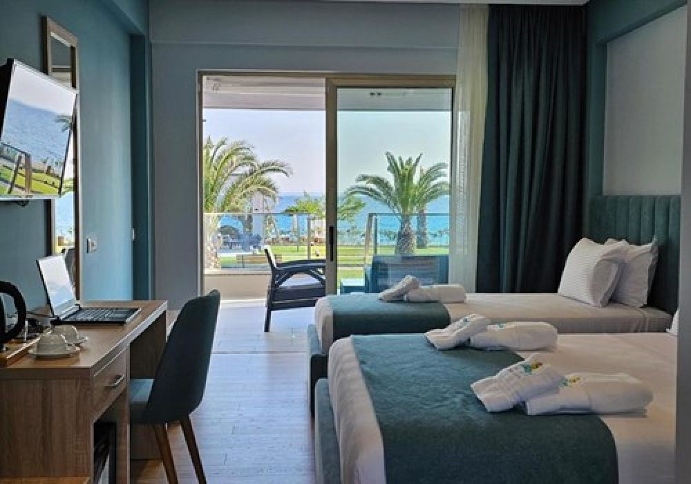 Triple Room Sea View Sharing Pool, Seacoast Resort Halkidiki 5*