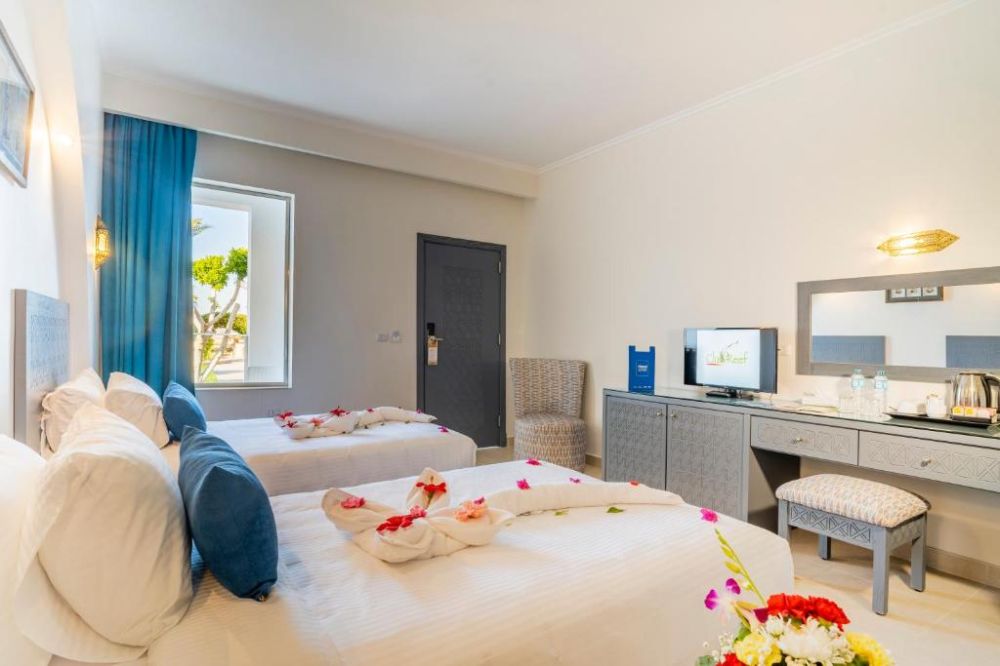Superior Room GV/ PV/SV, Club Reef Hotel 4*