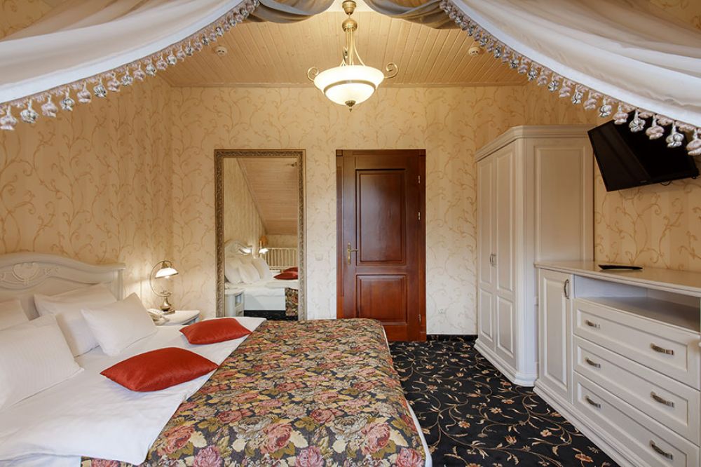 Люкс комфорт (корпус Медвежья Гора), Vedmezha Gora Family Resort & SPA 4*