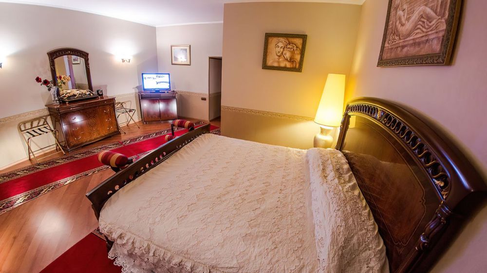 Apartment, Reikartz Dostar Karaganda 4*