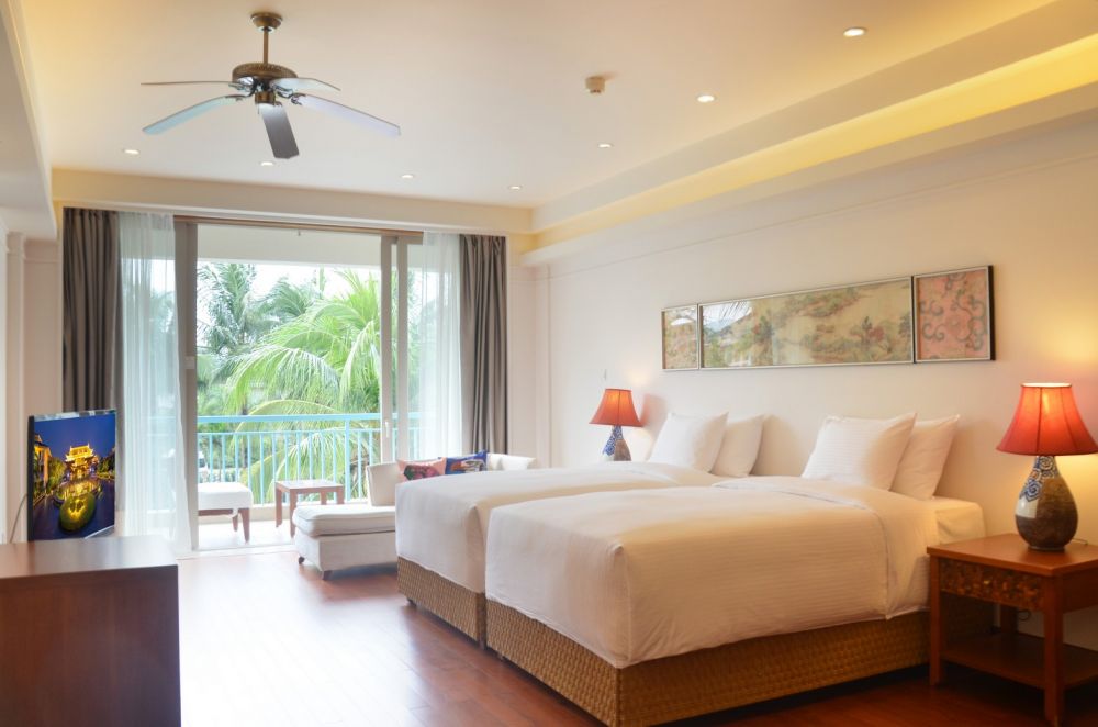 Swiss Superior Suite (ex.Deluxe Family Suite (2 bedroom)), Swissotel & Grand Mercure Sanya Yalong Bay 5*