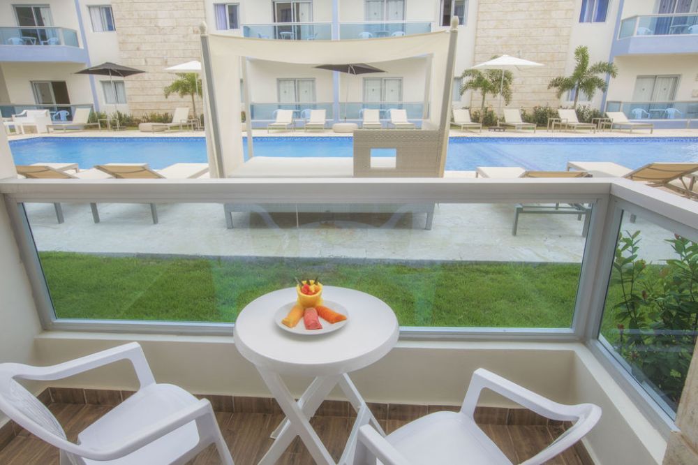 Double Or Twin Standard/ Pool View, whala!urban 4*