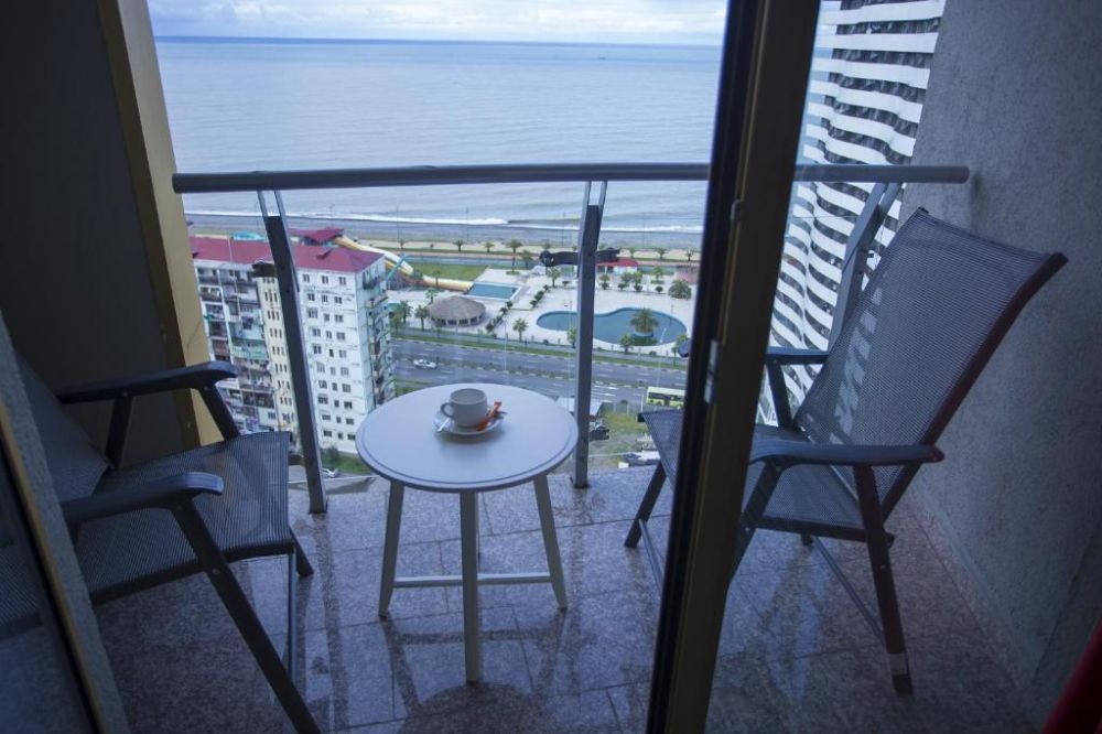 Trpl/Trpl Sea View, Tangerine 4*
