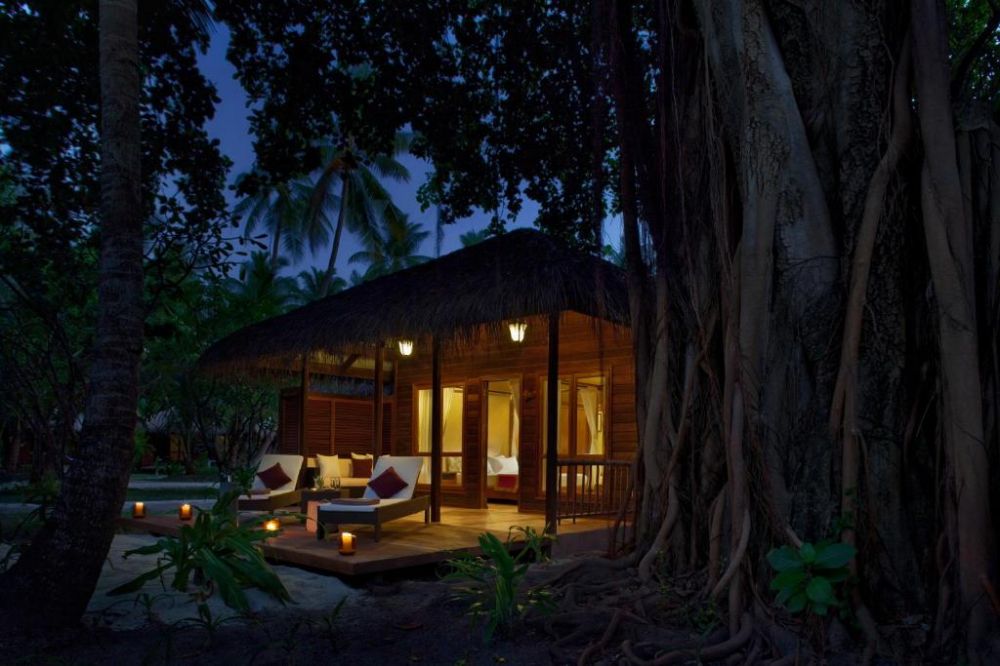 Beach Villa, Niva Kuramathi Maldives (ex. Kuramathi Maldives) 4*