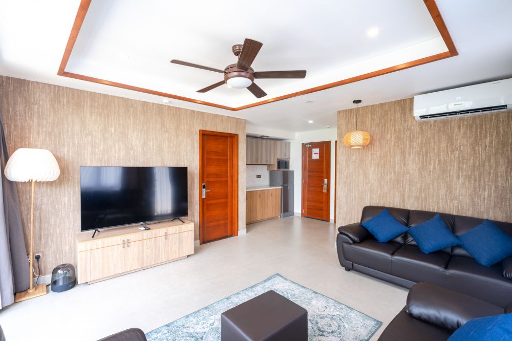 Super Cute (Two bedroom), Ayala Ocean View 2*