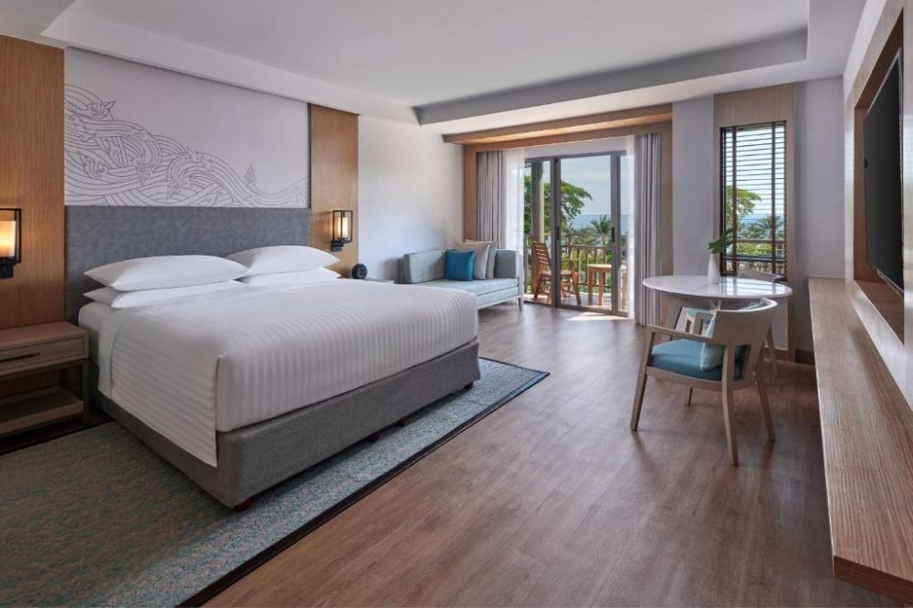 Larger Guest Room Pool View, Phuket Marriott Resort & Spa Merlin Beach 5*