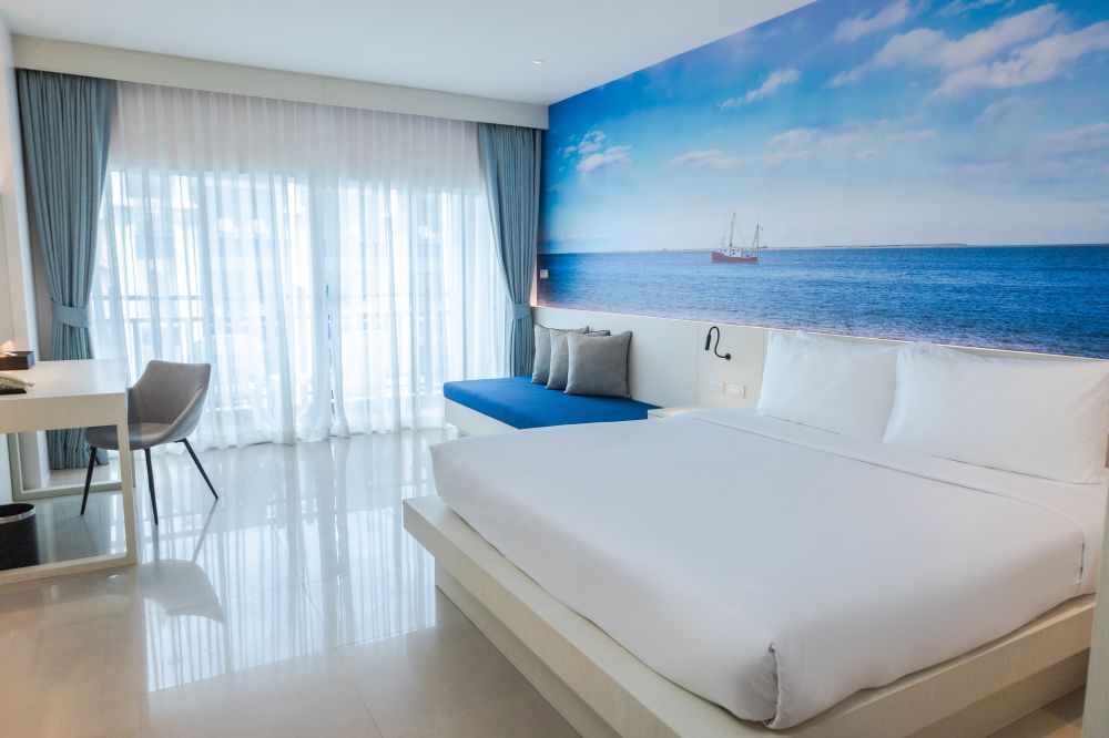Deluxe Room/ Renovated PV Room/ PV, Amata Patong 4*