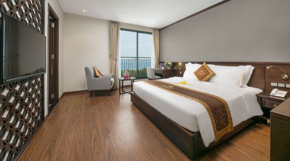 Grand Deluxe OV, Cosmos Hotel Danang 3*