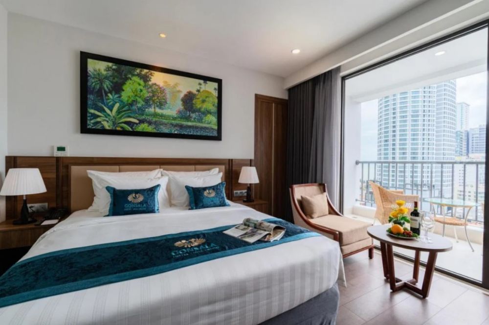 Premier City View/Sea View with Balcony, Gonsala Hotel Nha Trang 4*