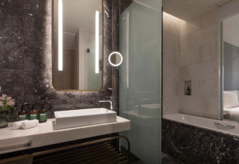 Standard Room/ Club, Crowne Plaza Kuala Lumpur City Centre 5*