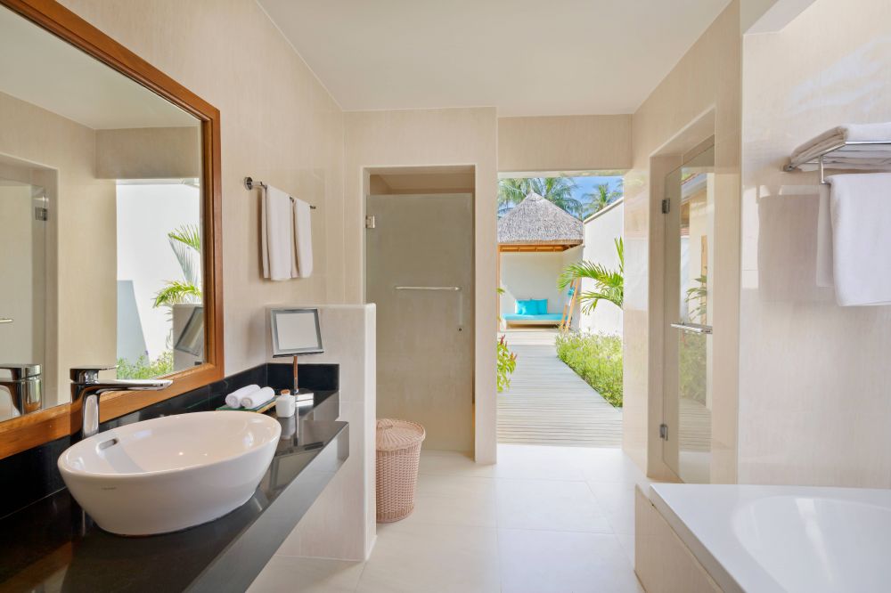 Deluxe Pool Villa, Niva Kurumba Maldives (ex. Kurumba Maldives) 5*