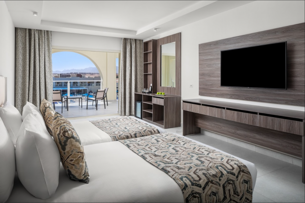 Splash, Albatros Makadi Resort (ex. Harmony Makadi Bay Hotel & Resort) 5*
