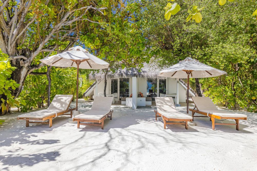Beach Pavilion, LUX* South Ari Atoll 5*