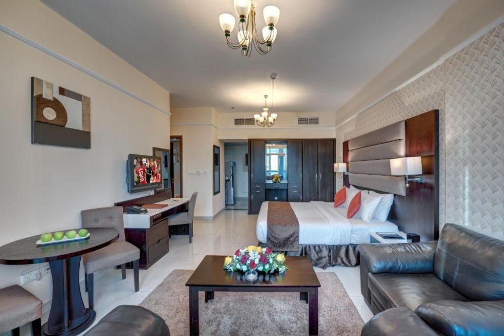 Studio Apartments, Sunday Mega Hotel Sheikh Zayed Road (ex. Emirates Grand Hotel) 4*