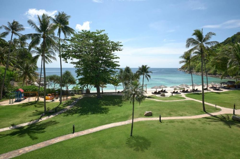 Larger Guest Room Ocean View, Phuket Marriott Resort & Spa Merlin Beach 5*