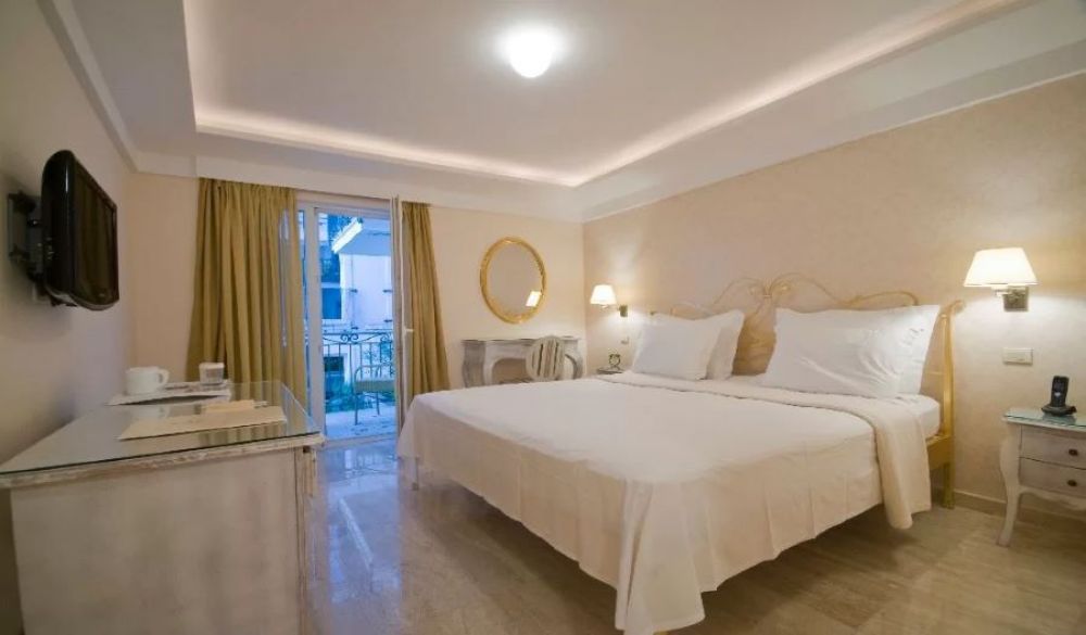 APP, Azimut 4*