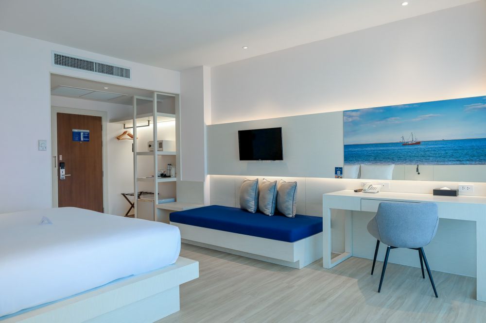 Grand Deluxe, Amata Patong 4*