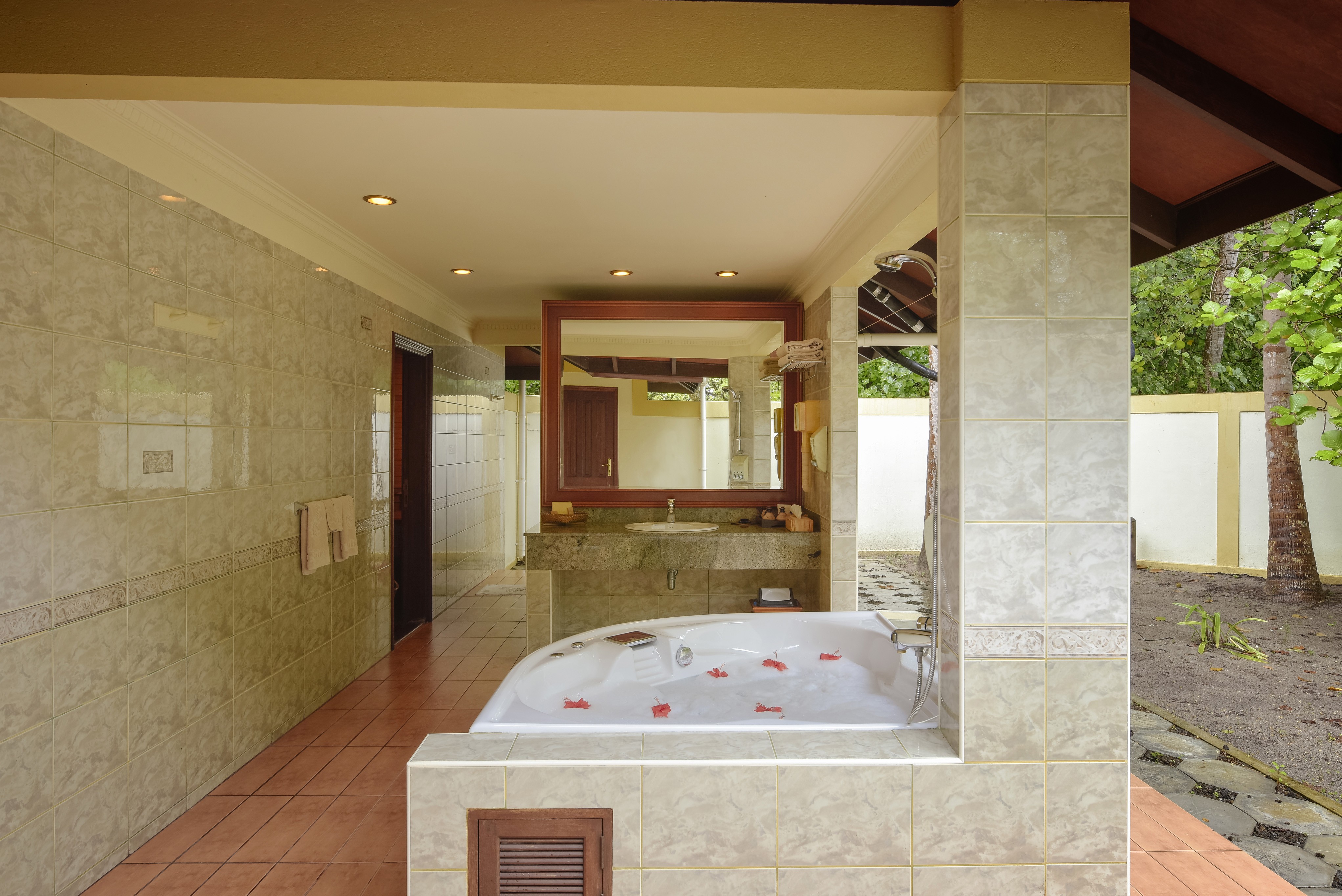 2 Bedroom Beach Pool Residence, Royal Island 5*
