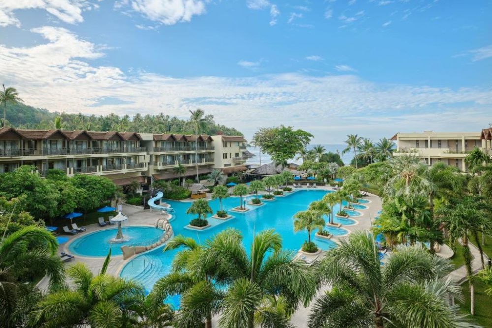 Larger Guest Room Pool View, Phuket Marriott Resort & Spa Merlin Beach 5*
