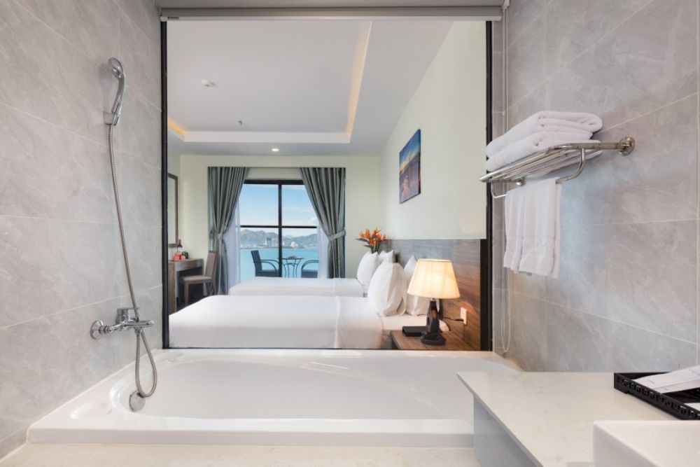 Premier, Xavia Hotel 4*