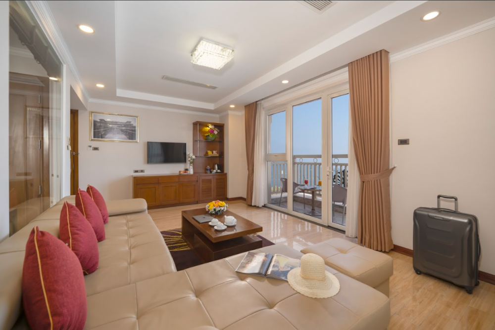 Suite Double OV, Bluesun Da Nang Beach Hotel 4*