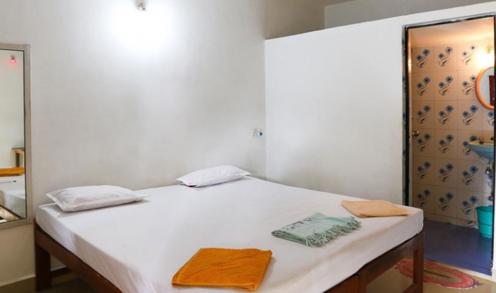 Standard Non AC, Ivon Guest House 