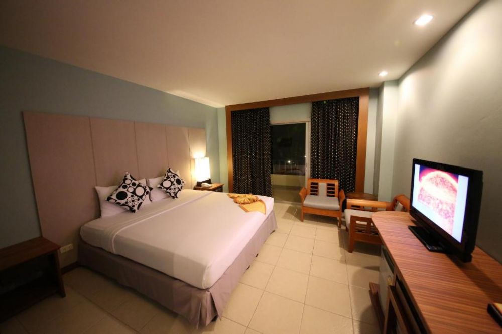 Superior GV/PV, The Green Park Resort 4*