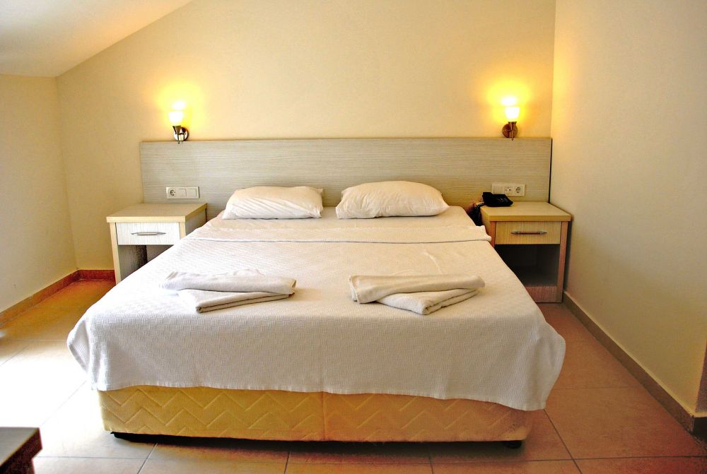 Standard, Akdeniz Beach Hotel 3*