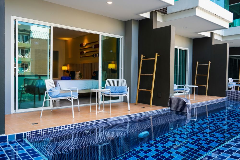 Deluxe Pool Access, Andakira Hotel 4*