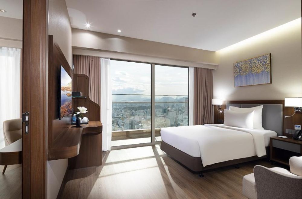 Family TRPL, Annova Nha Trang Hotel 5*