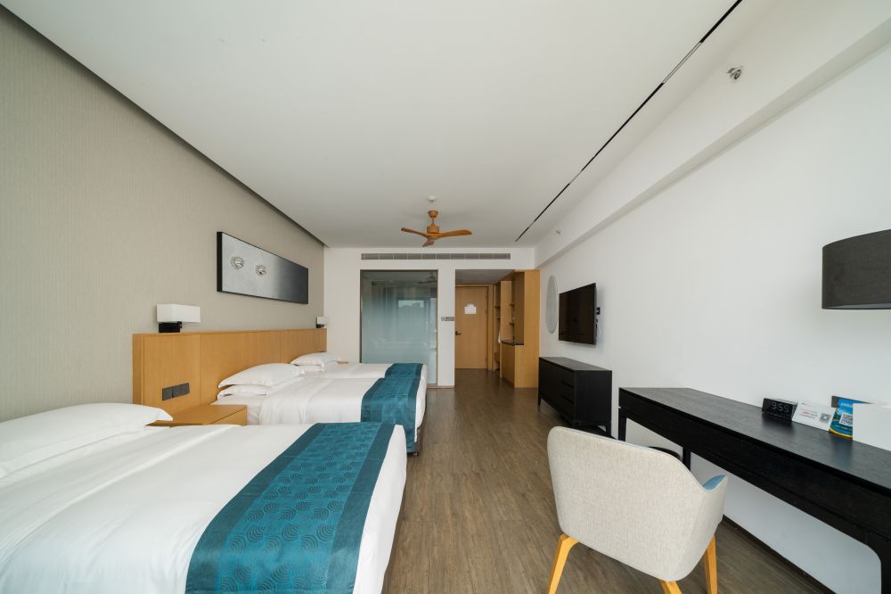 60° Sea View Triple Room (with Balcony), Sanya Junji Seaview 5*