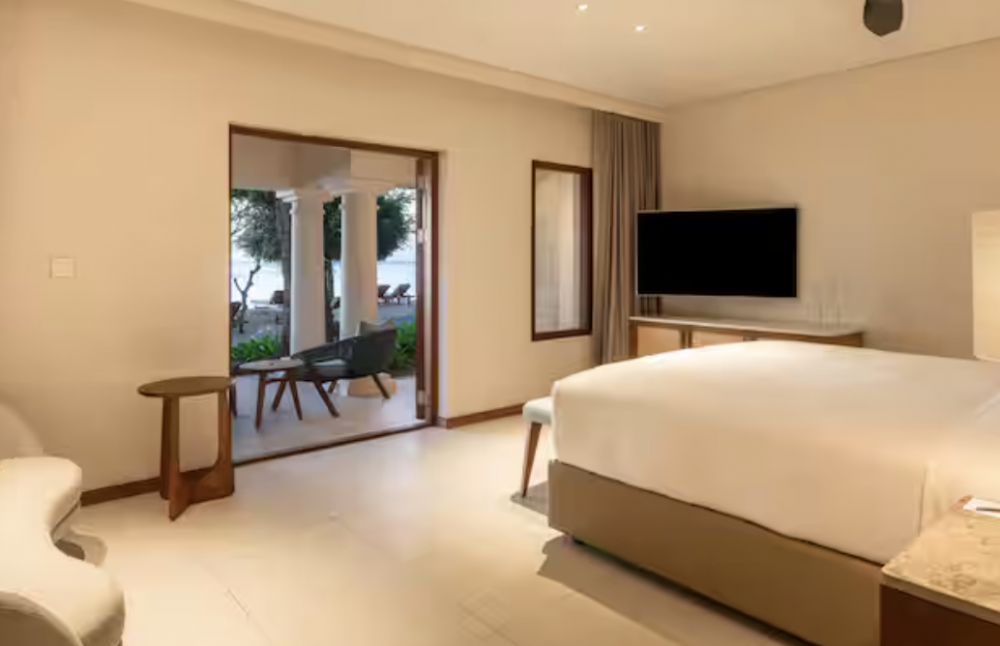 Beachfront Room, Hilton Mauritius Resort & SPA 5*