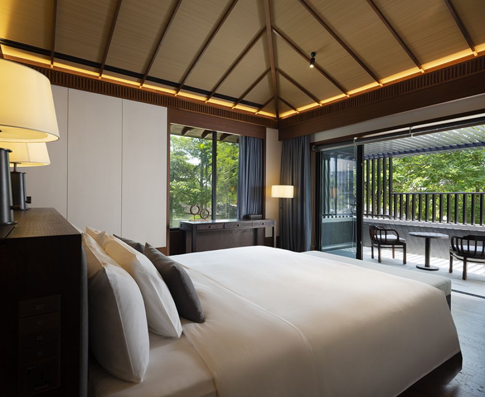 Luxury Pool Villa with 3 bedrooms, Le Meridien Shimei Bay Beach Resort & Spa 5*