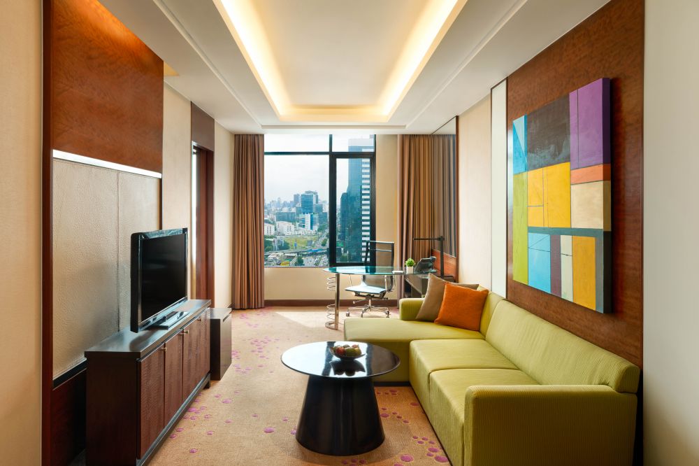Executive Suite, Aetas Lumpini 5*