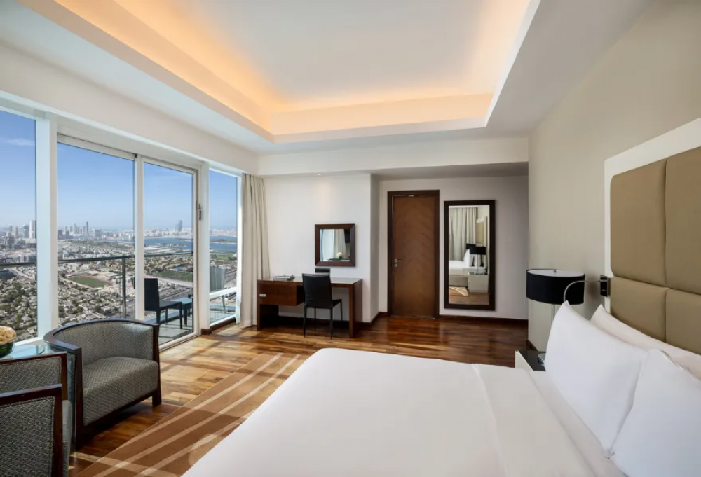 Studio Sea View, La Suite Dubai Hotel & Apartments Operated by Minor Hotels ( ex. La Suite Dubai Hotel & Apartments, ex. Fraser Suites) 5*