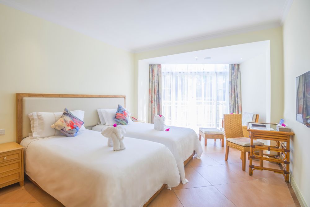 Pool View Room Twin/Queen, Golden Palm Resort 4*