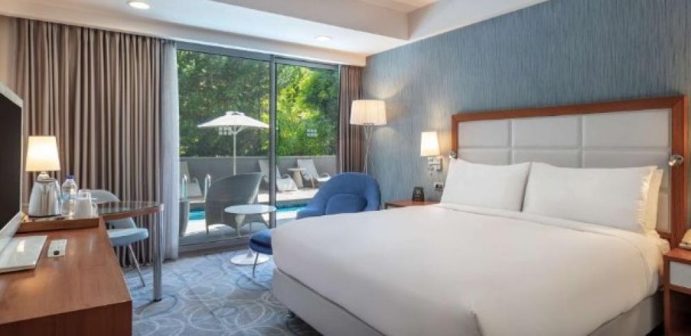 Hilton Swim-Up Room, Double Tree Hilton Kusadasi 