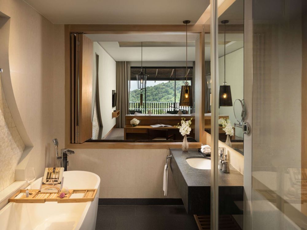 Premier Room (King Bed), Avista Hideaway Phuket Patong Mgallery By Sofitel 5*