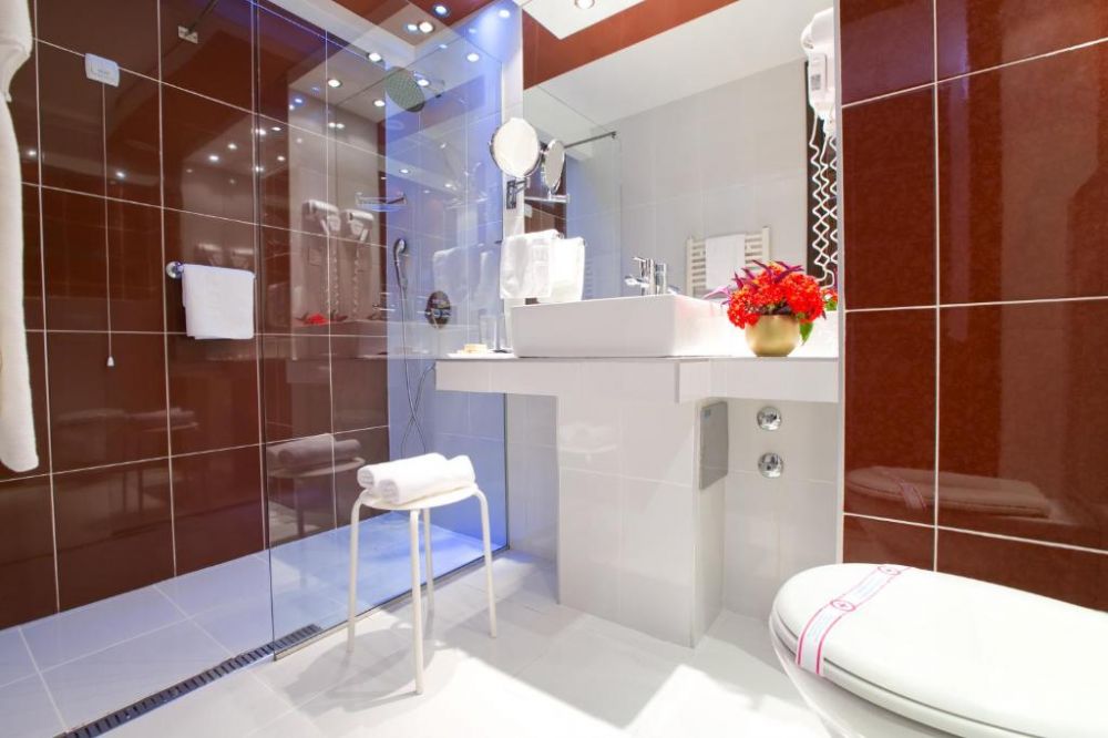 DBL Park View, Palas 4*
